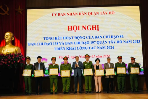 Thực hiện có hiệu quả các nhiệm vụ, duy trì ổn định và phát triển kinh tế, xã hội trên địa bàn