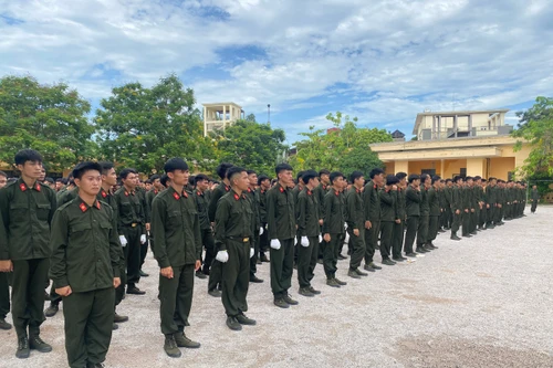 Bế giảng lớp huấn luyện nghiệp vụ chữa cháy, cứu nạn, cứu hộ