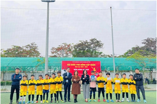 Chung kết Giải bóng đá nam Hội khỏe Phù Đổng quận Long Biên năm học 2023-2024