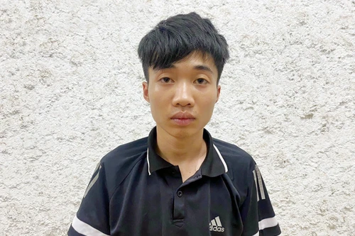 Khởi tố đối tượng đâm xe máy vào lực lượng Công an làm nhiệm vụ