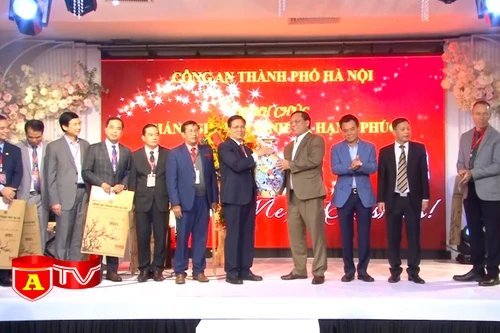 CATP Hà Nội chúc mừng Giáng sinh cộng đồng Tin lành Hà Nội