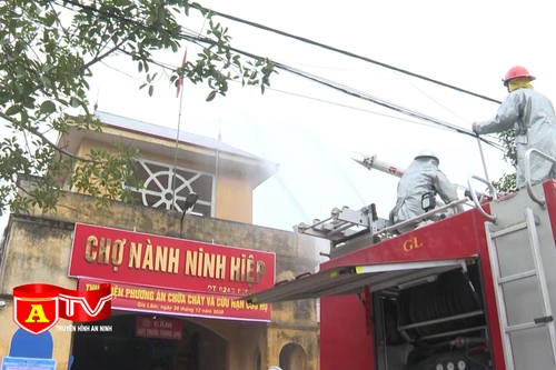 Diễn tập phương án chữa cháy, cứu nạn cứu hộ tại chợ Nành Ninh Hiệp