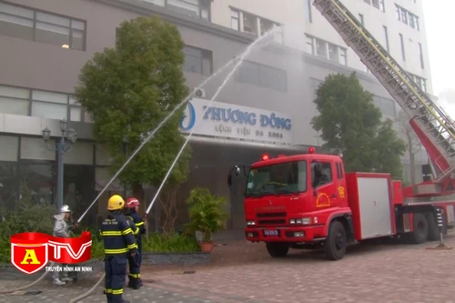 Diễn tập phương án chữa cháy và cứu nạn, cứu hộ tại bệnh viện