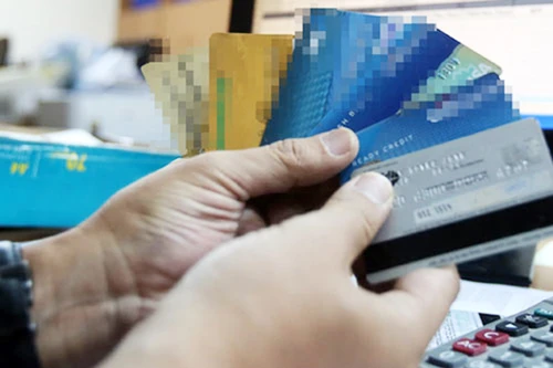 Mụ mị, cả tin mất hàng trăm triệu đồng