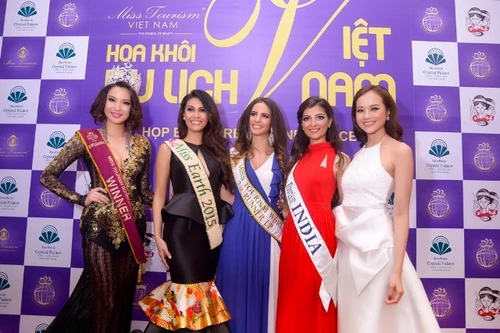 "Hoa khôi Du lịch Việt Nam" yêu cầu người đẹp đạt giải cam kết giữ gìn hình ảnh