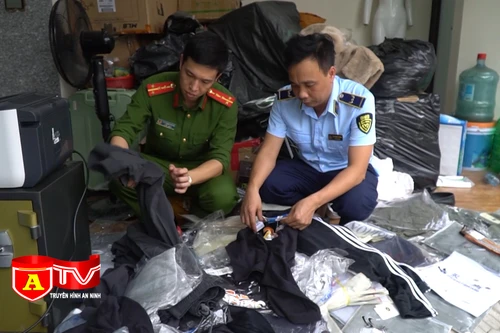 Cẩn thận với “bẫy lừa” mua hàng hiệu trên livestream