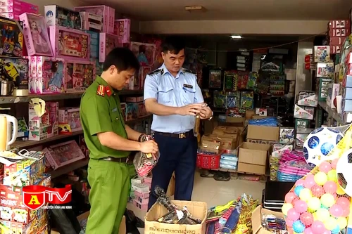 Tiềm ẩn nguy hiểm từ những món đồ chơi không rõ nguồn gốc