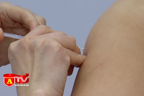 Sẽ đưa vaccine COVID-19 vào tiêm chủng thường xuyên