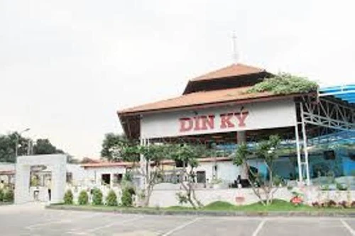 Nhân viên nhà hàng Dìn Ký chiếm đoạt tiền của khách để cá độ bóng đá