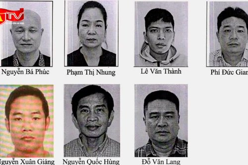 Đề nghị 11 người liên quan đến vụ ‘Tổ chức đánh bạc và đánh bạc’ ra trình diện