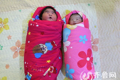 Bé sơ sinh nặng 6,2 kg