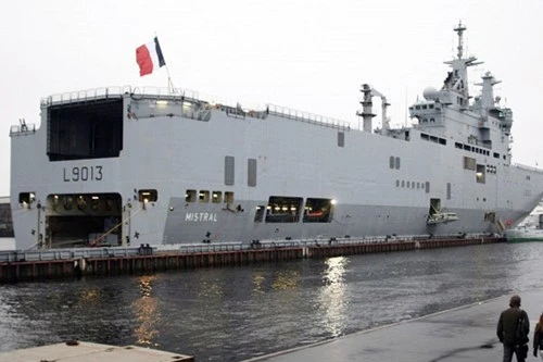 Nga chỉ định phó tư lệnh hải quân tiếp nhận tàu Mistral tại Pháp 