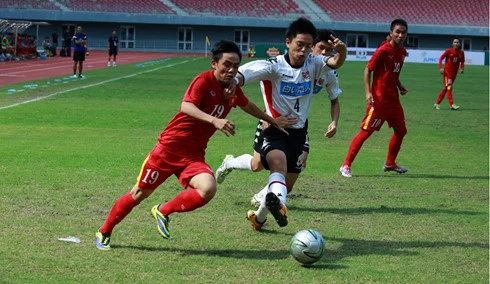 Thắng luân lưu nghẹt thở, U19 Việt Nam vô địch KBZ Bank Cup 2016