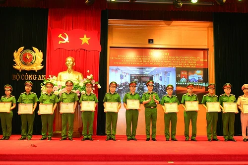 Chặn các hành vi xâm hại động vật hoang dã