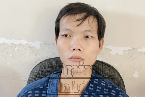 Chơi game online, bé gái 9 tuổi bị bạn khống chế bắt chụp ảnh khỏa thân