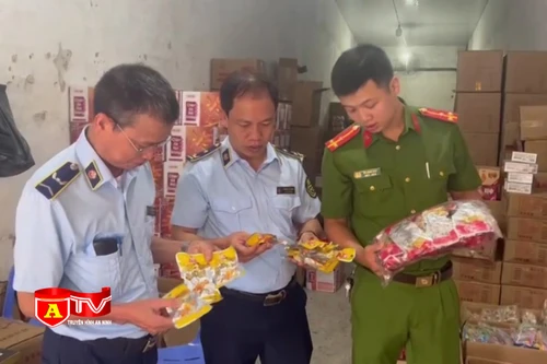 Phát hiện hơn 2.500 sản phẩm chân, cánh gà của nước ngoài nghi nhập lậu