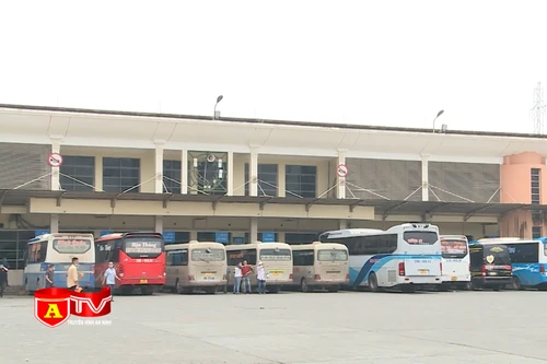 Thu hồi phù hiệu hơn 1.000 ô tô vi phạm tốc độ qua dữ liệu giám sát hành trình