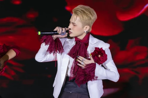 Ban tổ chức ‘Moonlit Childhood 2025’ phản hồi về phần trình diễn của Jack