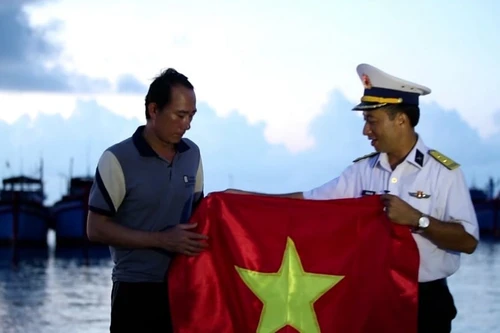 Bản hùng ca âm nhạc về "những người giữ biển"