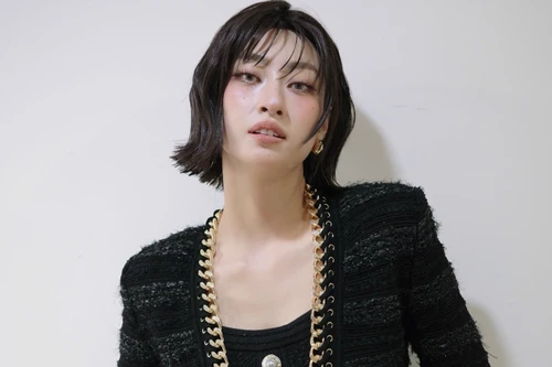 Hình ảnh khác lạ của Hoa hậu Lương Thùy Linh sau 6 năm đăng quang