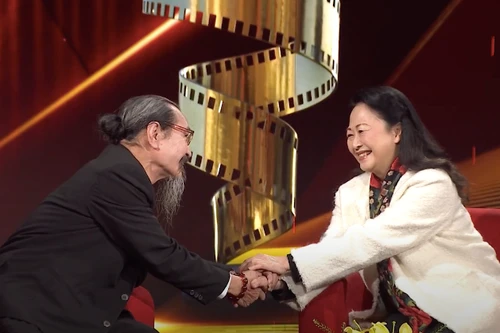 NSND Như Quỳnh và NSƯT Vũ Tự Lẫm hội ngộ sau hơn 5 thập kỷ