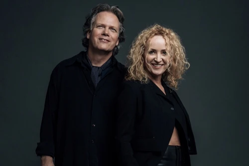 Nhóm song tấu huyền thoại thế giới Secret Garden lần đầu đến Việt Nam biểu diễn