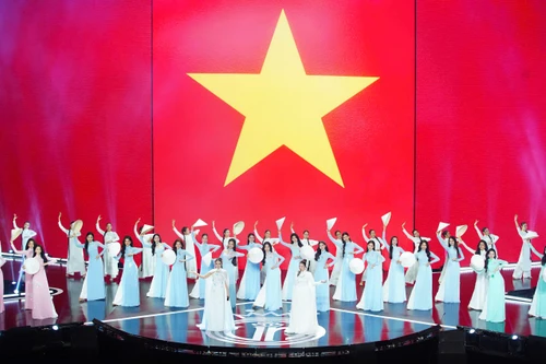 Đêm chung khảo "Hoa hậu Việt Nam 2024": Ấn tượng, mãn nhãn, có thêm màn hô tên 