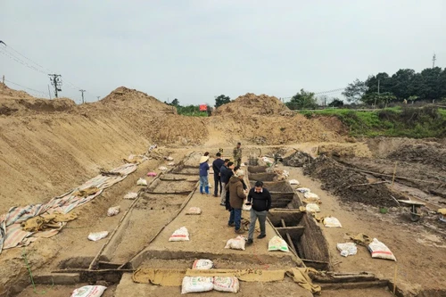 Kết quả sơ bộ ban đầu về 2 chiếc thuyền cổ ở Bắc Ninh: Toàn bộ đinh đóng thuyền bằng gỗ