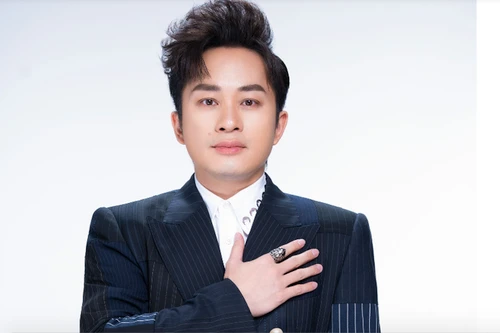 Ca sĩ Tùng Dương và nhóm bạn ủng hộ 1 tỷ đồng giúp 5 địa phương khắc phục hậu quả bão Bualoi