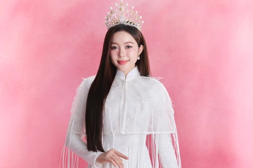 Đại diện Việt Nam xuất hiện ấn tượng trên trang chủ "Miss International 2025"