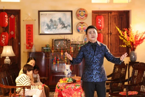 Ca sĩ Tuấn Cường ra MV hát về nỗi lòng khắc khoải của những người xa quê khi Tết đến xuân về
