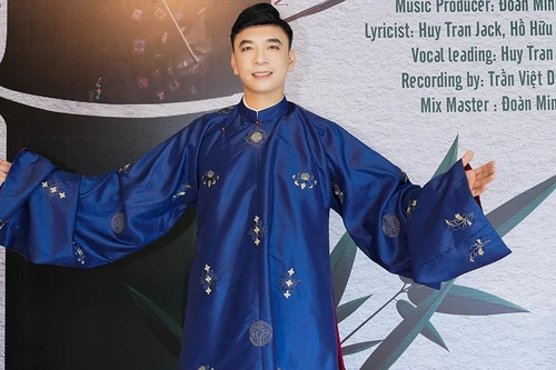 Ca sĩ Lê Việt Anh ra MV, lấy cảm hứng từ truyền thuyết Thánh Gióng