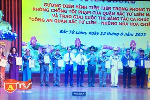 Vinh danh 10 điển hình tiên tiến trong phong trào phòng, chống tội phạm