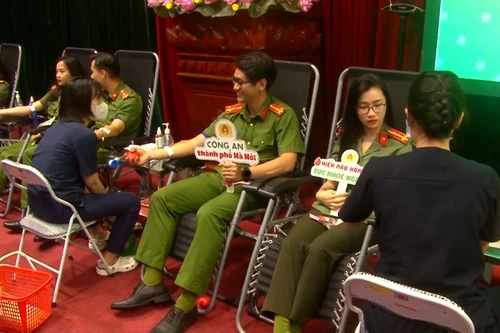 Công an Thủ đô khởi động hành trình hiến tặng hơn 2000 đơn vị máu 