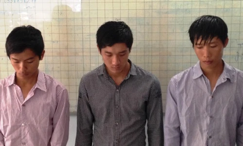 Bắt giữ nhóm sinh viên đánh người đàn ông gục chết bên vệ đường