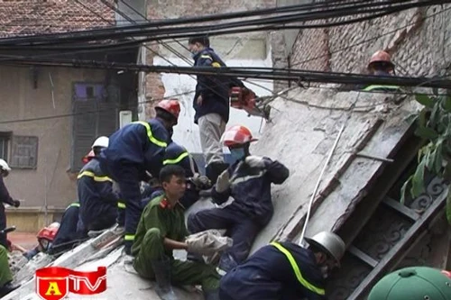 Những chiến sỹ Cảnh sát PC&CC quả cảm trong cứu nạn, cứu hộ