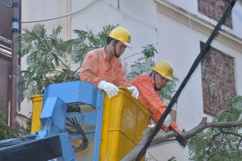 EVN Hà Nội mở rộng thanh toán tiền điện qua ngân hàng