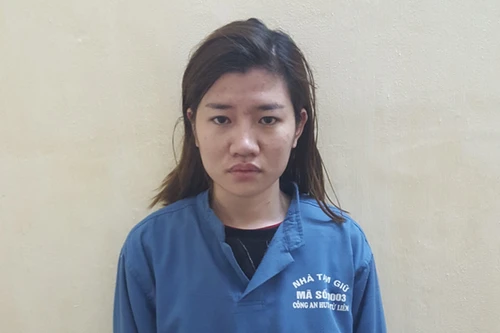 Từ sinh viên bán dâm trở thành "tú bà"