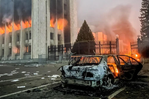 Bạo loạn ở Kazakhstan: Dấu vết ‘công nghệ Maidan’