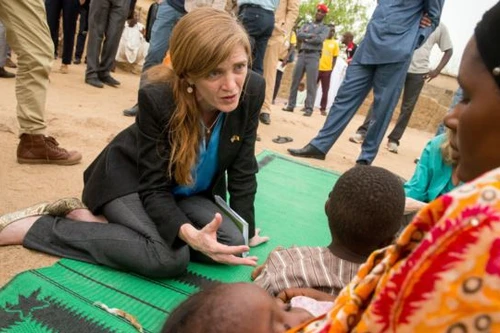 Đoàn xe chở Đại sứ Mỹ tông chết bé trai ở Cameroon