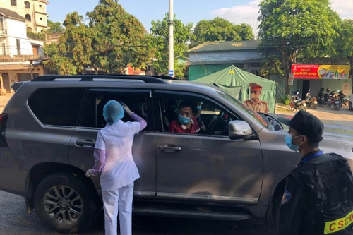 6h sáng nay 14-7: Đồng loạt kiểm soát người và phương tiện tại 22 cửa ngõ lớn ra vào Hà Nội