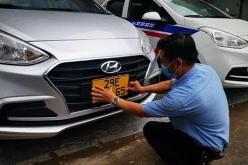 Cấp biển số màu vàng cả thứ 7, chủ nhật cho các phương tiện kinh doanh vận tải