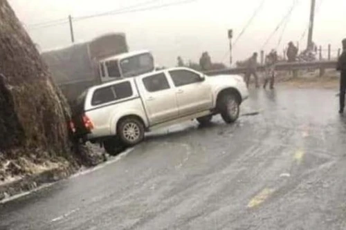 Cảnh báo tai nạn nghiêm trọng, liên hoàn khi đi ngắm băng tuyết trên núi cao