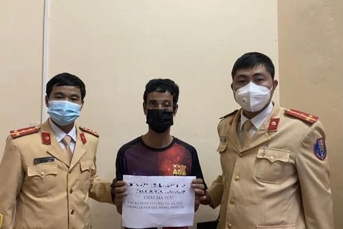 Cảnh sát giao thông truy 'nóng', đánh sập đường dây tàng trữ 1.200 viên ma tuý