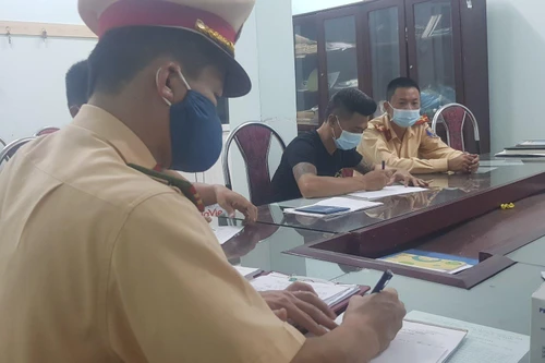 Phạt nghiêm lái xe đi ngược chiều trên cao tốc