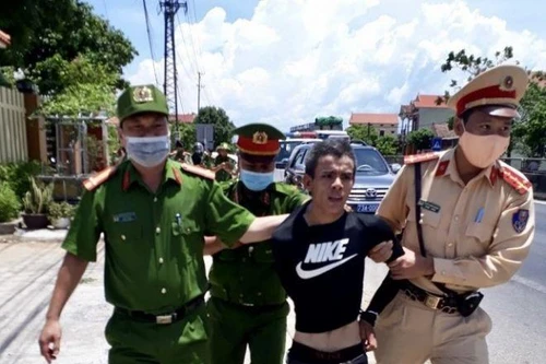 Truy bắt nhanh đối tượng trộm cắp xe ô tô bỏ trốn