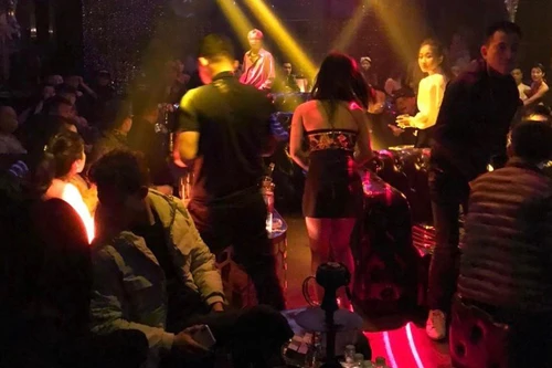 Phát hiện 13 quán bar lén lút hoạt động trong mùa dịch Covid-19