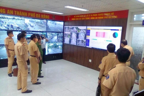 Giăng “ mắt thần” phạt nguội trên Quốc lộ 1A