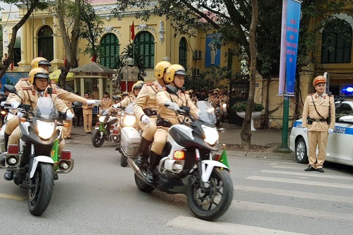 Phân luồng giao thông phục vụ Lễ xuất quân bảo vệ Đại hội Đảng toàn quốc lần thứ XIII