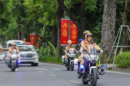 Chủ tịch Quốc hội gửi Thư khen Phòng Cảnh sát giao thông CATP Hà Nội
